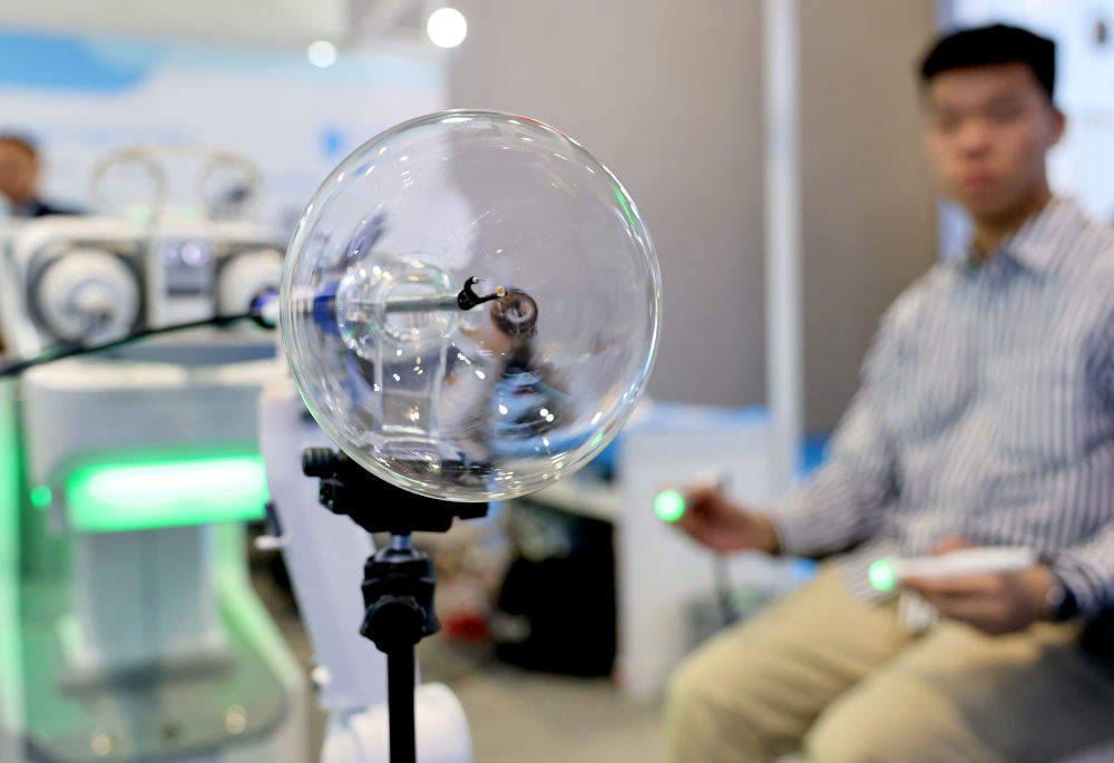 手术机器人收费有了“国家标准”！