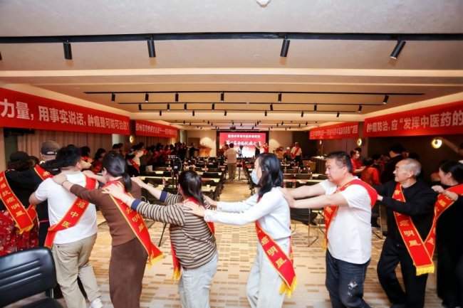 春日牡丹映笑颜，生命同心传希望——第15届“希福抗癌之星”山东菏泽站圆满举行