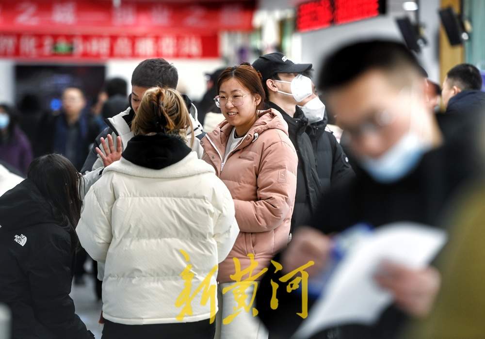 500+岗位来袭！济南春风行动招聘会开启AI带岗新潮流