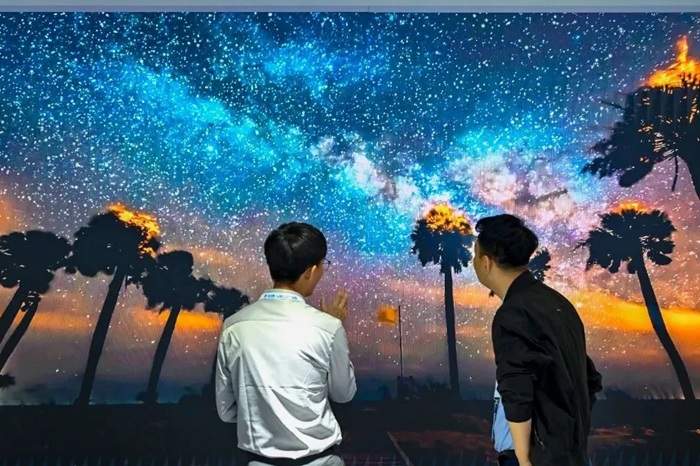 行进中国｜追“光”长春，聚光成炬