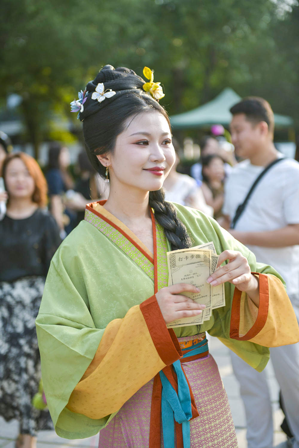 一年四季 泉在济南丨荷花主题市集开启夏日限定浪漫
