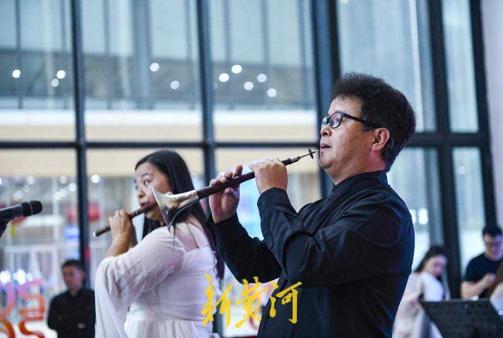 月满中秋踏歌来，民乐盛宴醉泉城