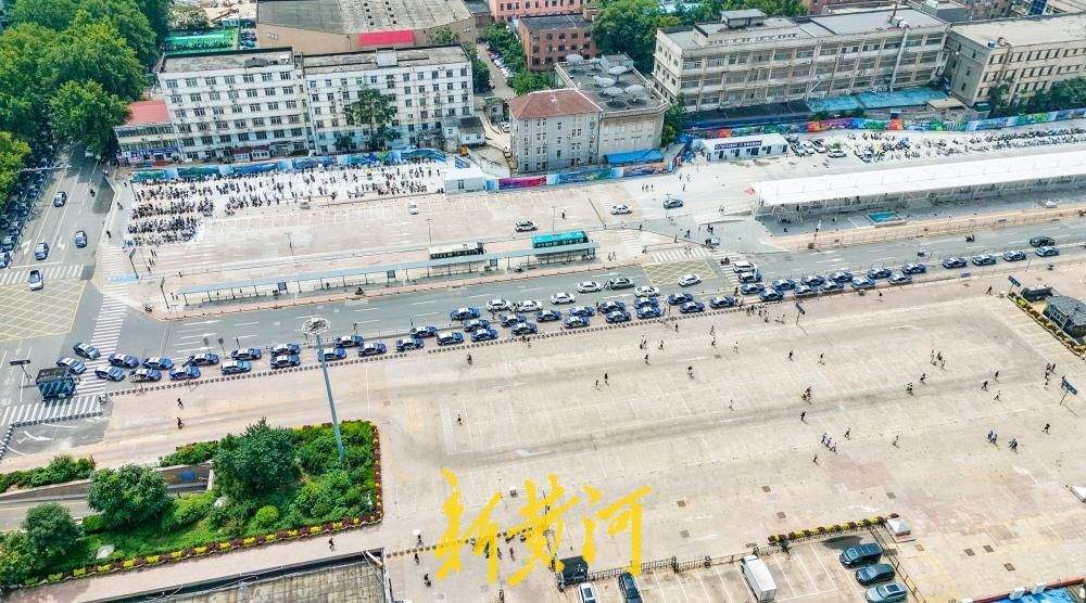 济南火车站南广场焕新亮相，空间更敞亮出行更顺畅