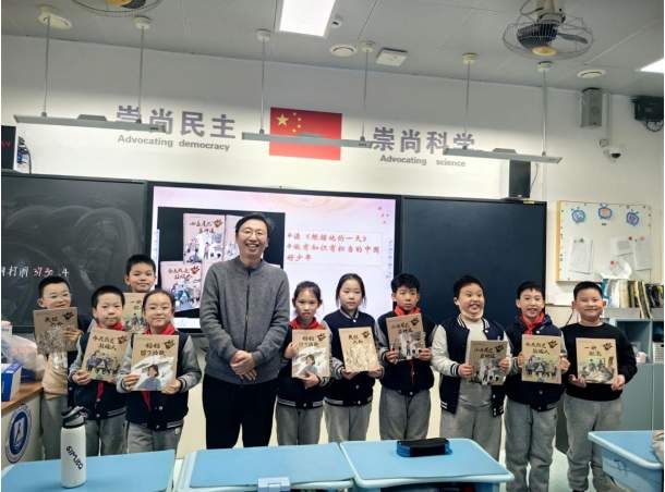 山师附小:“根据地”里的学习智慧红色故事进课堂,照童心传薪火