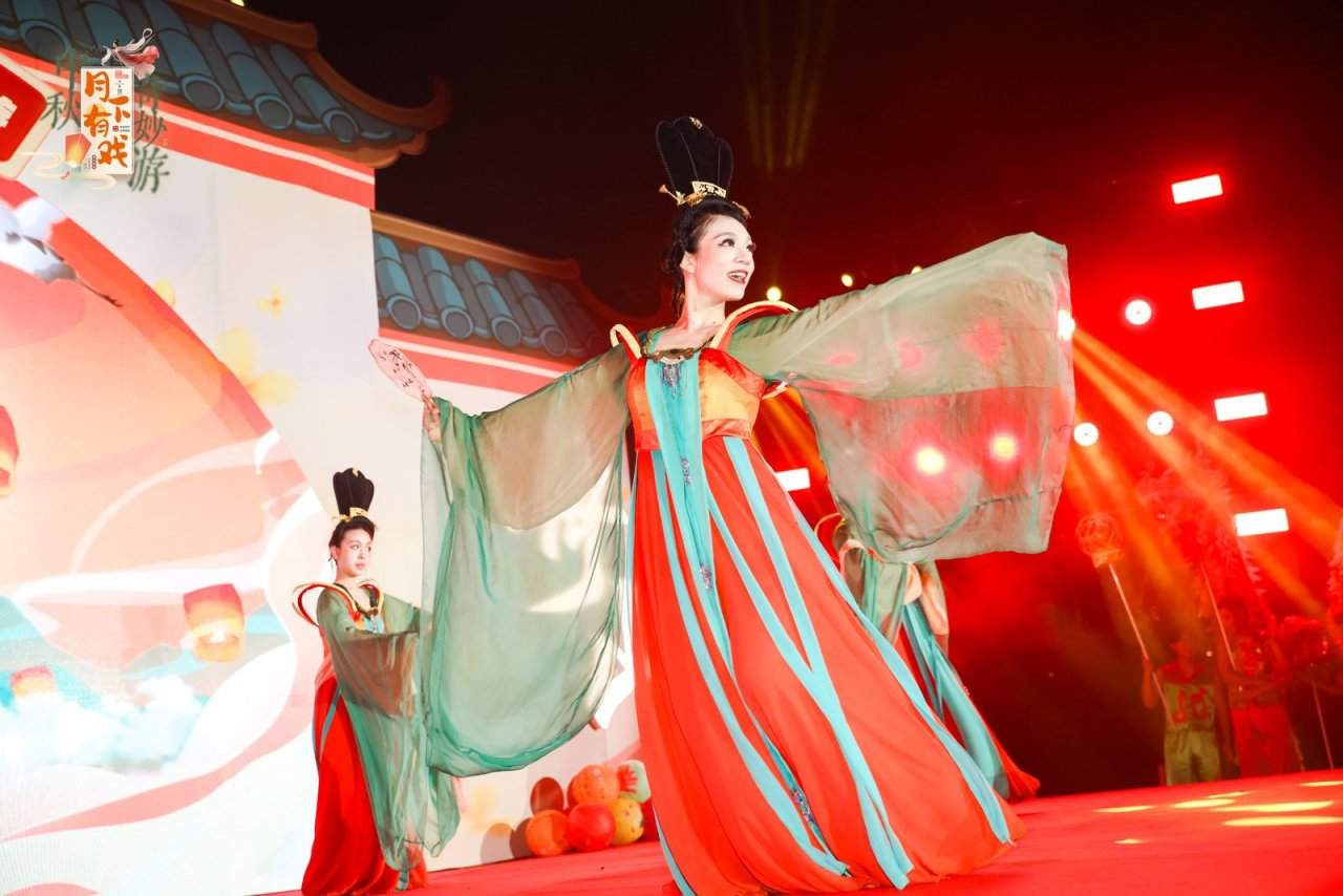 月下有戏！2025“阿拉过节嘞”中秋奇妙游活动圆满举行