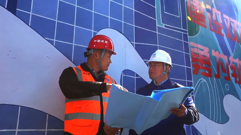 融媒·画像丨“吹出来”的“环保气球”，“画出来”的“美丽围挡”，地铁创意施工背后——7号线有个“智囊团”