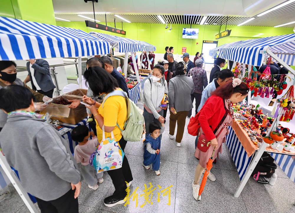 济南地铁变身“菜篮子” 3号线春日助农市集暖心开启