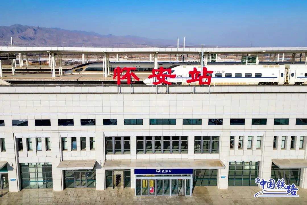 2780/2777次和d2778/2779次,郑州东至包头d2783/2782次和d2784/2781次