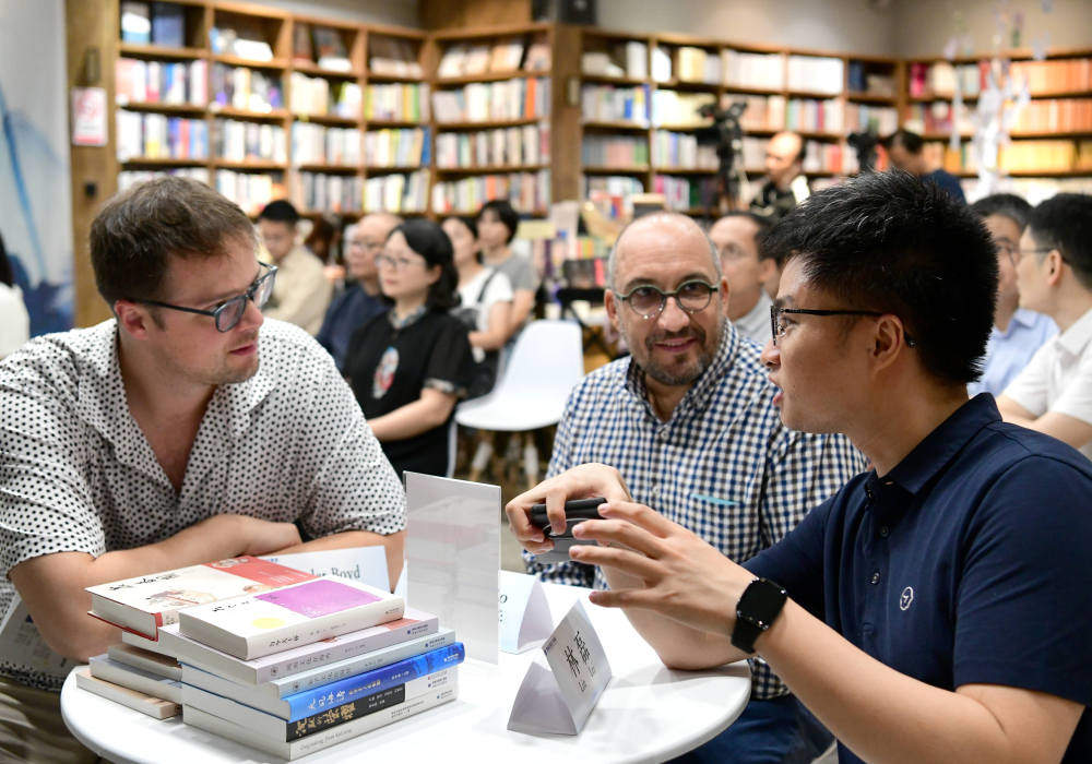 心相近｜相知无远近——习近平主席促进中外人民友好的故事