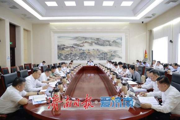 市委常委会召开会议 学习贯彻习近平总书记重要指示精神 研究深化巩固党纪学习、推动城乡融合发展等事项