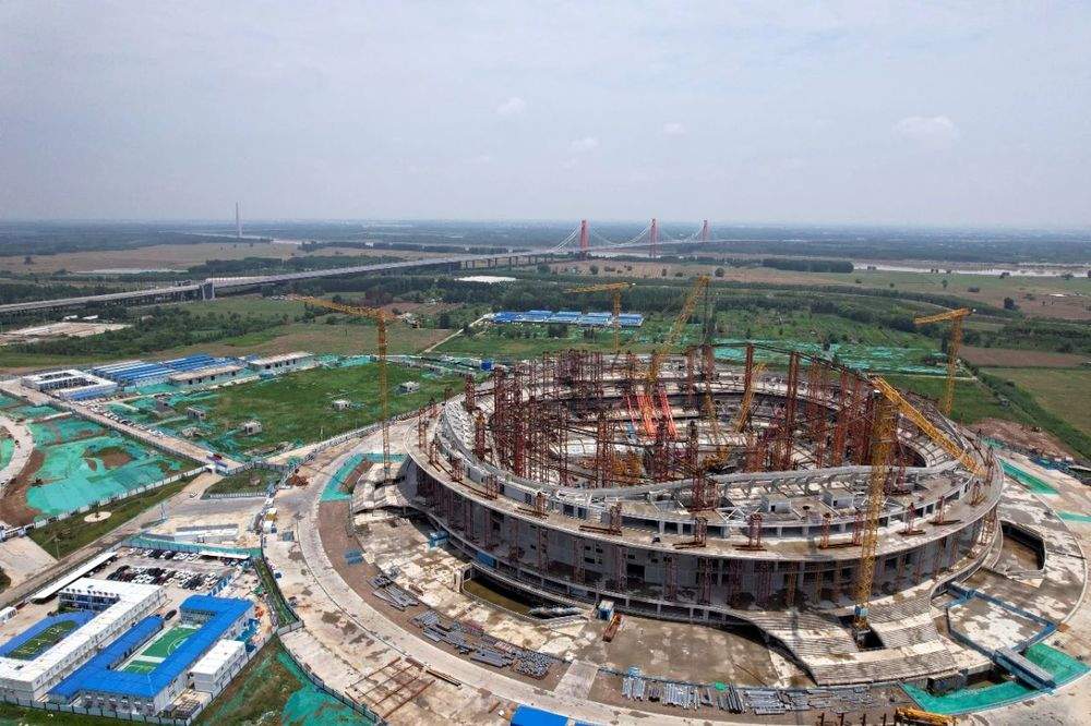 项目强省会｜山东首个6万座专业足球场进入屋盖钢结构施工阶段