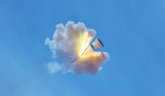梦舟载人飞船零高度逃逸飞行试验取得圆满成功