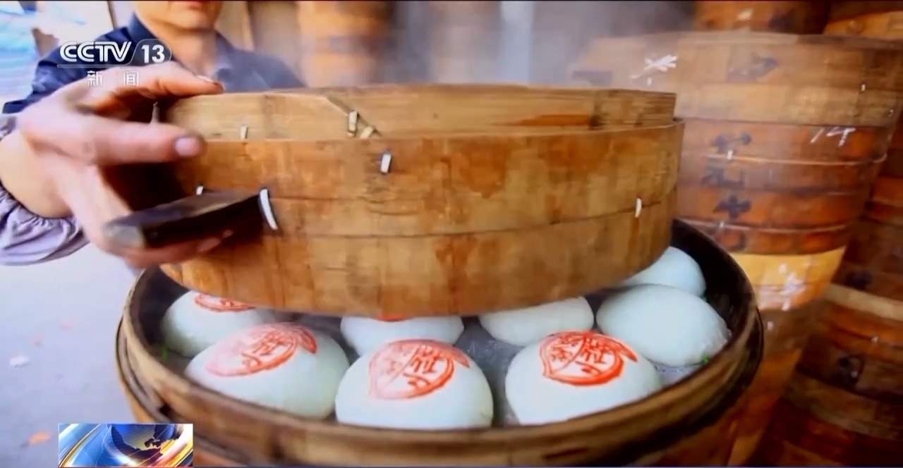 各类面食节前热卖！样式多样寓意好 畅销款三天订出5000单