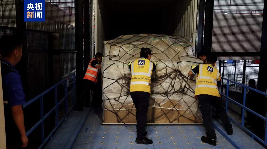 澳琴跨境陆空联运业务今天开通