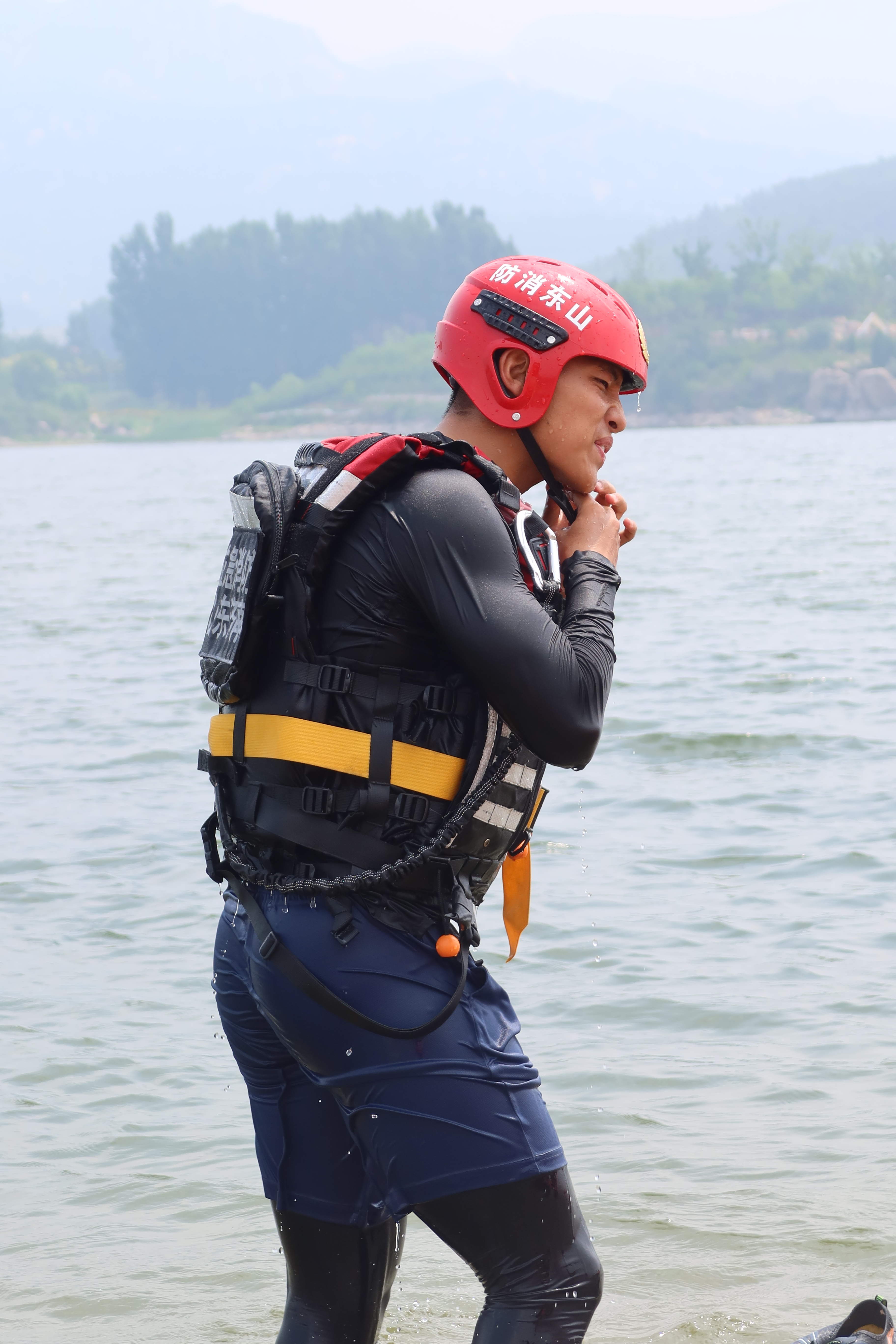 融媒·画像丨驭艇驾舟，搏浪前行——“水上蛟龙”集训营