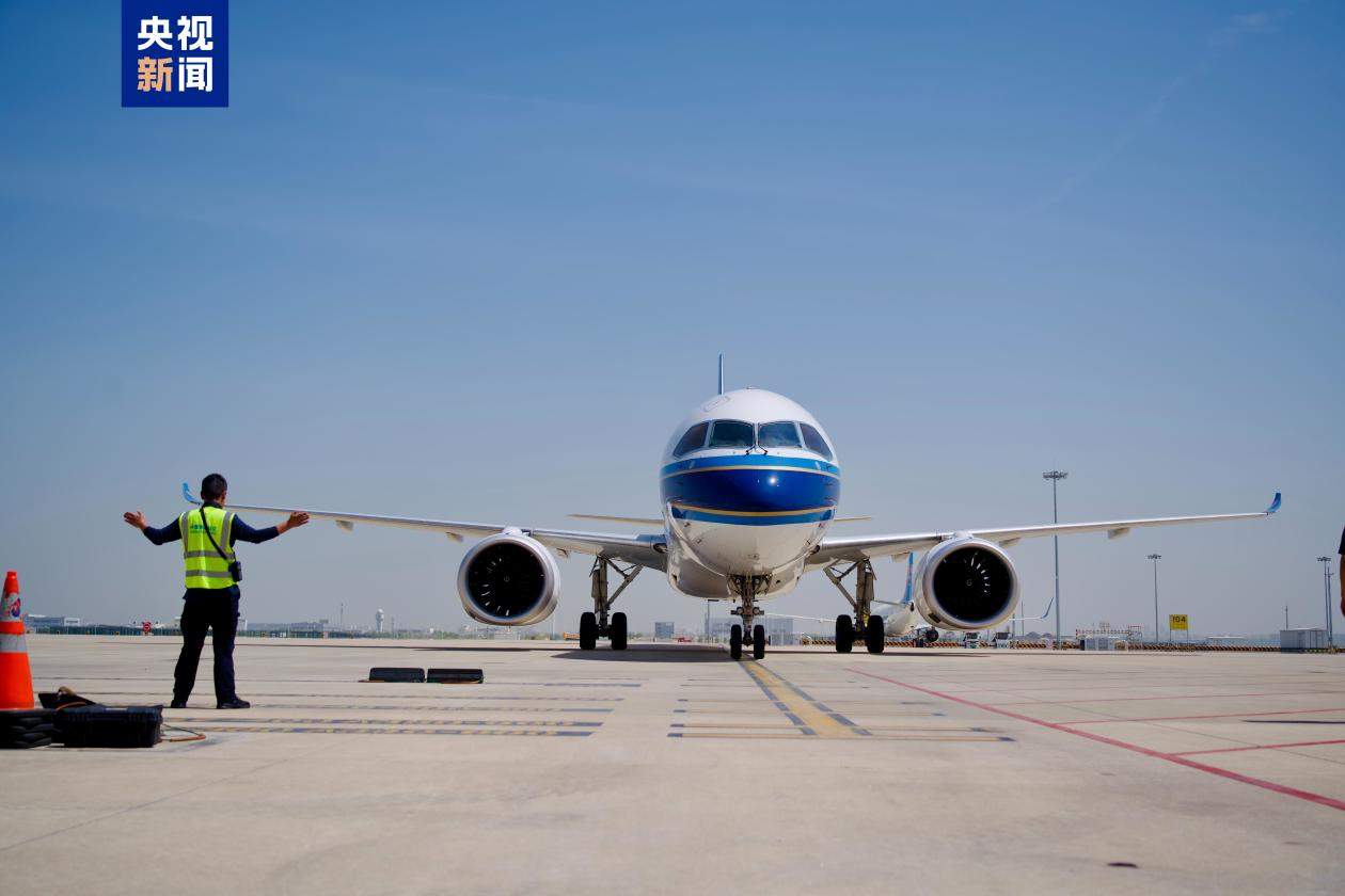 南航C919首次执飞“广州-武汉”空中快线