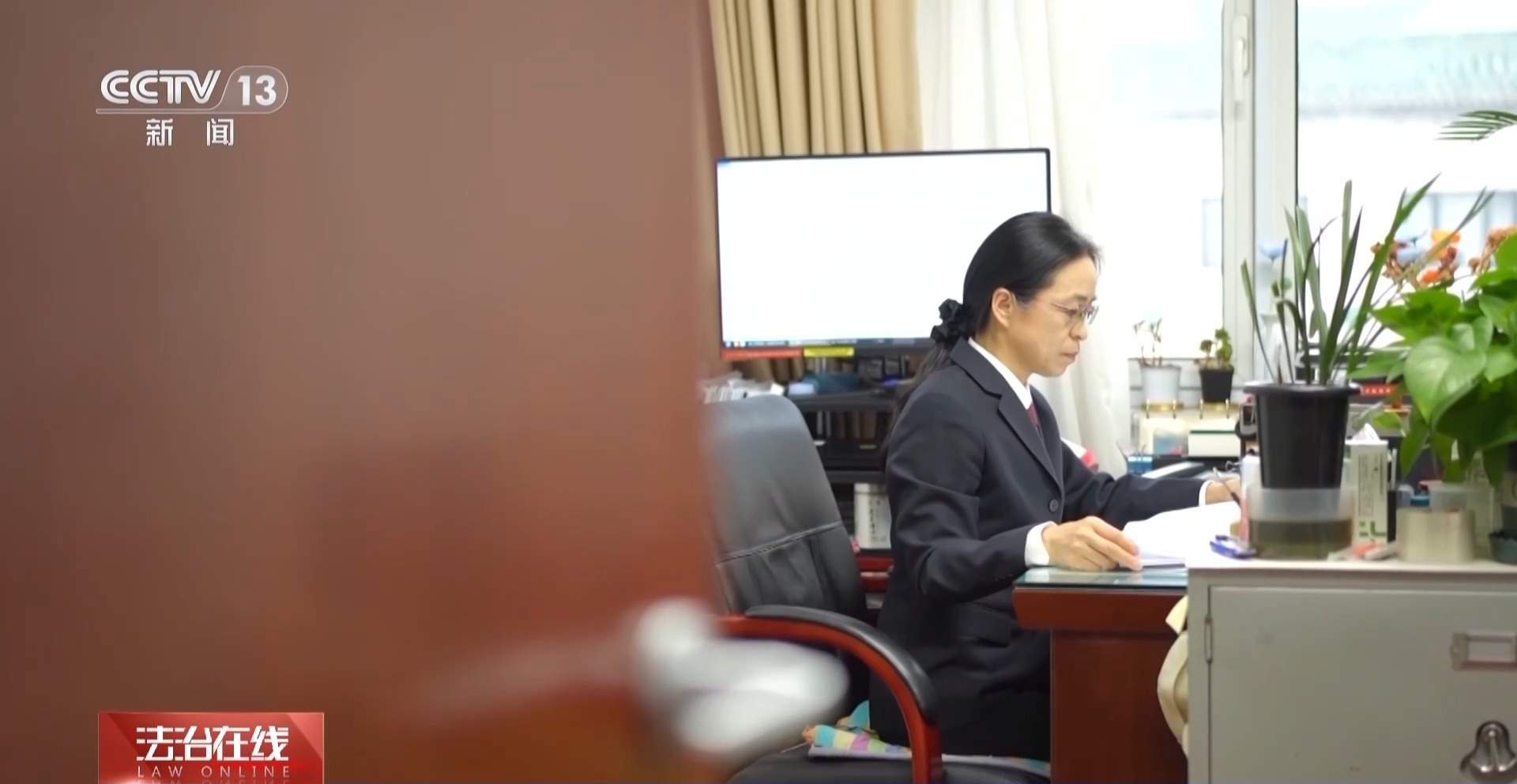 上班途中遇事故难以认定工伤?司法机关履行职责保护劳动者权益