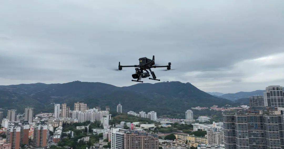 济南无人机飞手“飞”出国门,首单接下200万亩棉田服务包