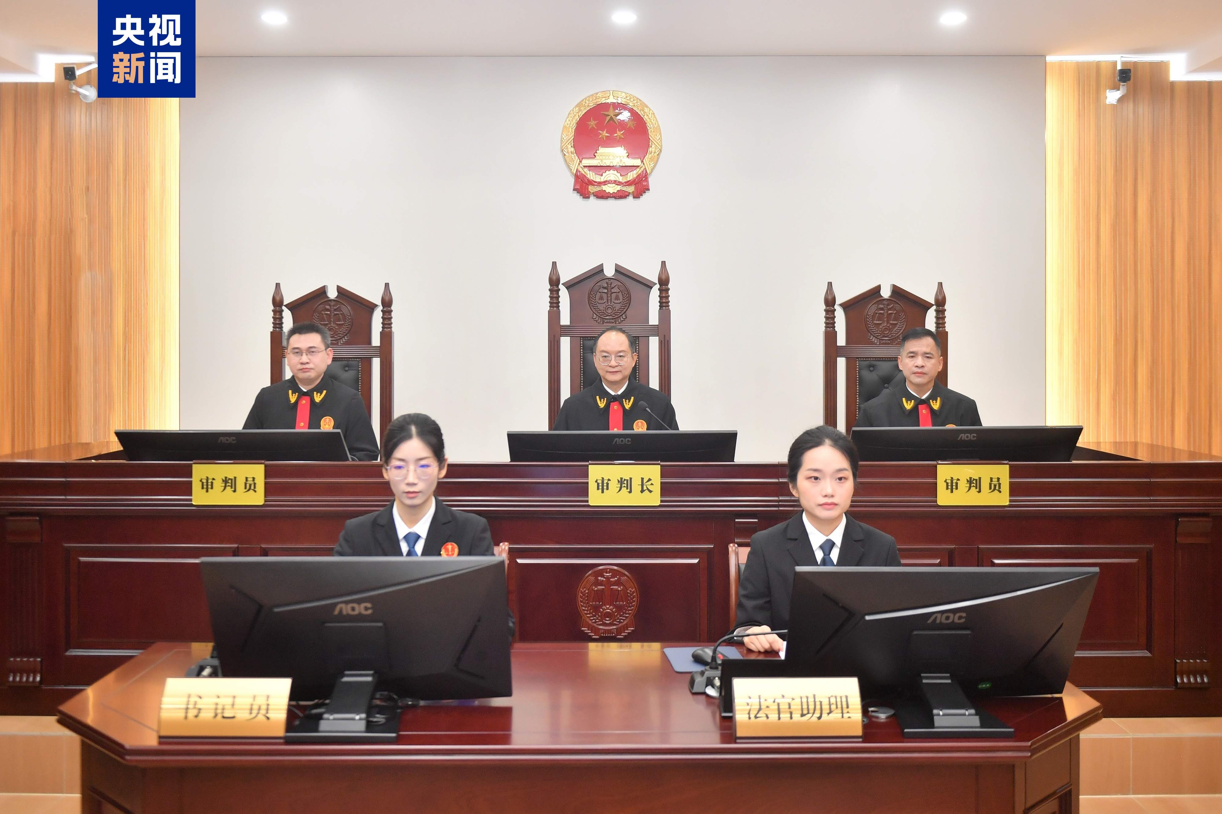 有期徒刑十二年 国家烟草专卖局原副局长张天峰受贿案一审宣判