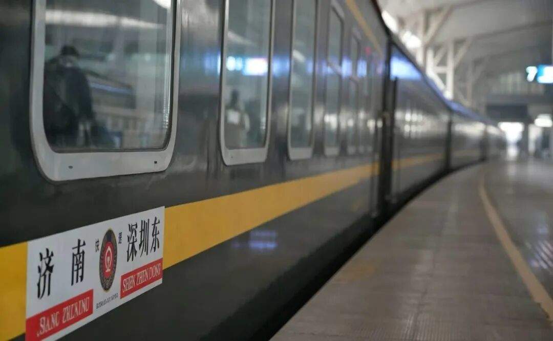 火车上的“自助餐”