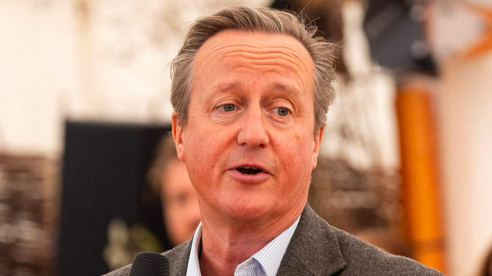 英国前首相卡梅伦患前列腺癌