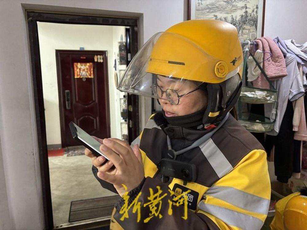 单身母亲带着2岁娃跑外卖养活全家，她的愿望是“成为最好的妈妈”