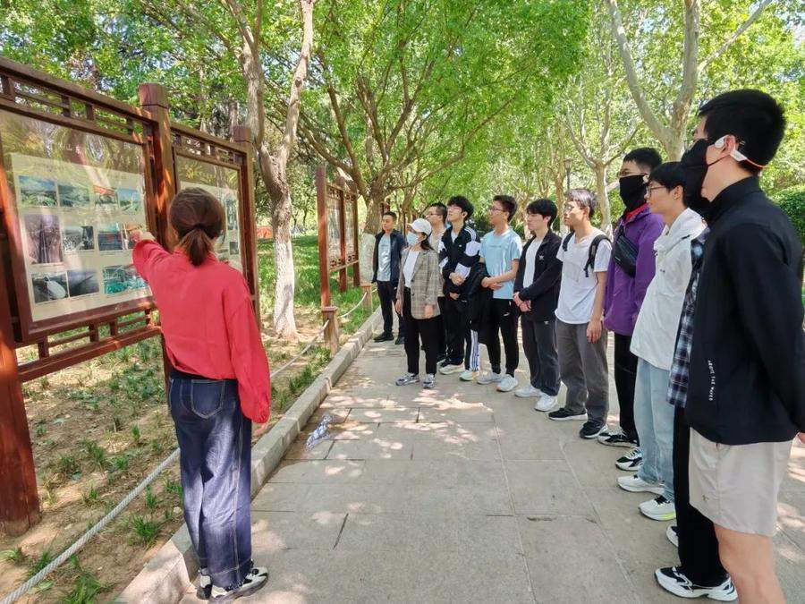 济南公园假期接待游客82.67万人次