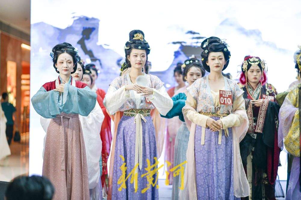 一年四季 泉在济南丨济南举办汉服模特大赛，展现华夏汉服之美
