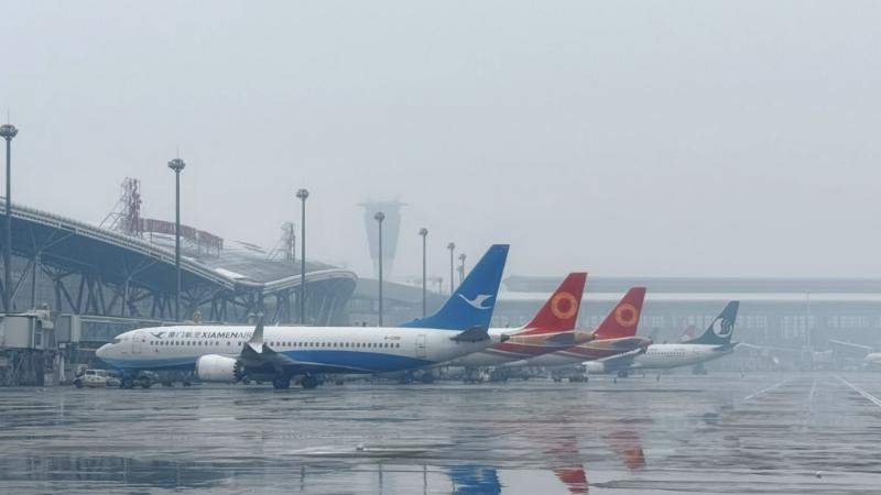 济南机场多措并举应对低温雨雪天气