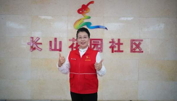 “七一勋章”获得者吴亚琴，中国基层之治的答卷人