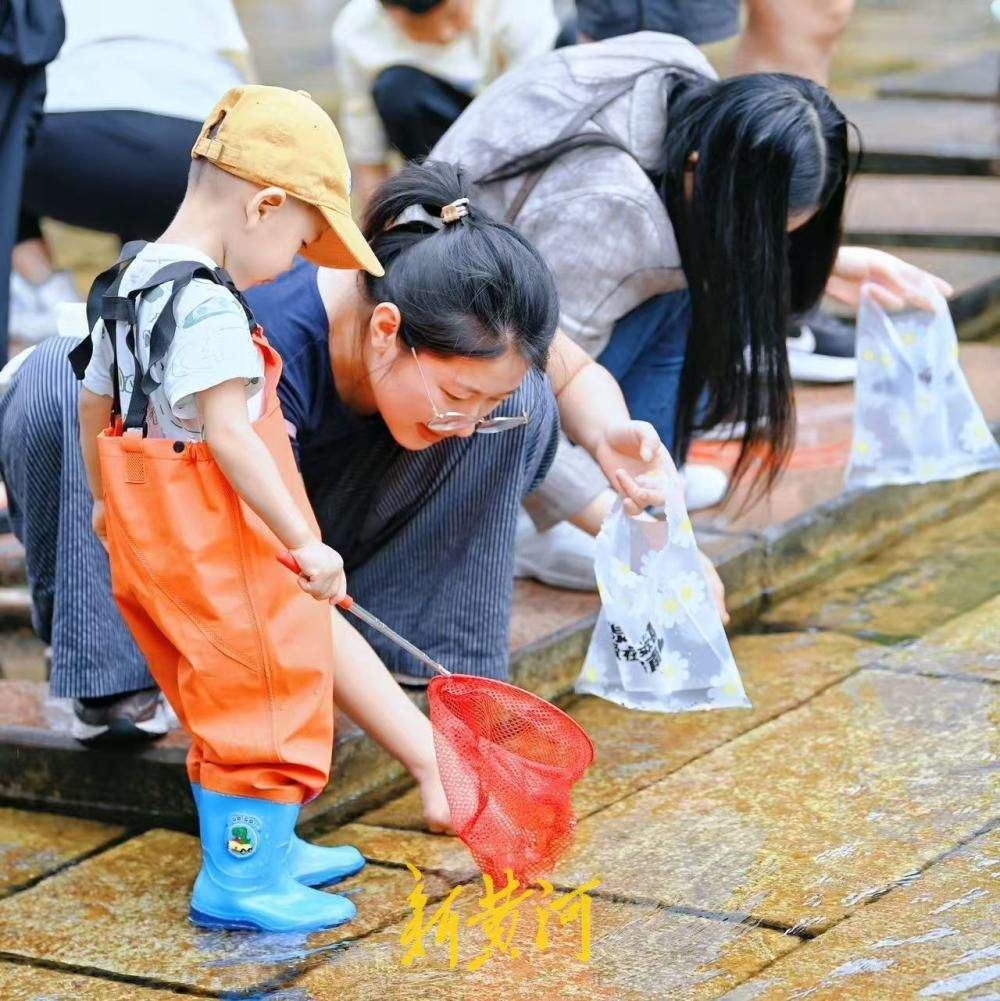 济南中秋限定童趣 五龙潭泉畔捉虾欢乐多