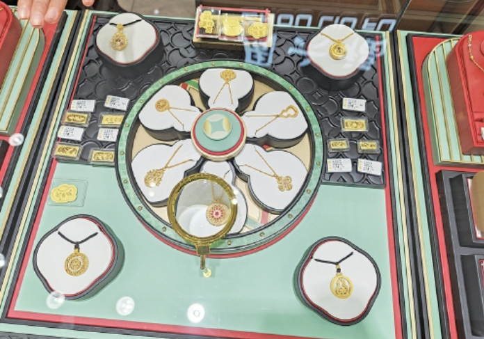 金价回调，济南市场上金条的“风头”盖过了金饰