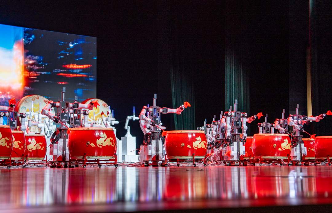 山东机器人春晚里的浓浓年味儿