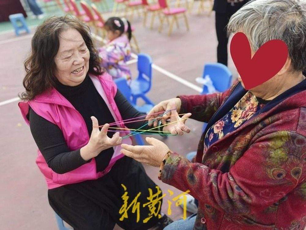 六旬生命关怀师图雅：叩开300余扇心门，守护生命“最后一公里”尊严