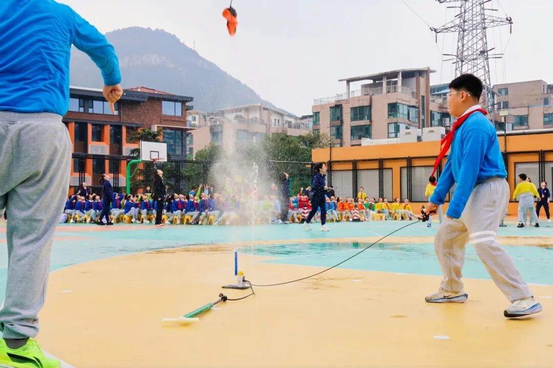 第五届科技节收官！开元校园秒变“科技乐园”