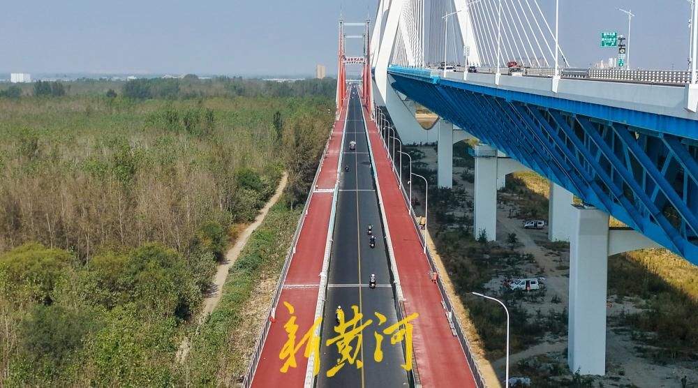 济南黄河大桥老桥上新装