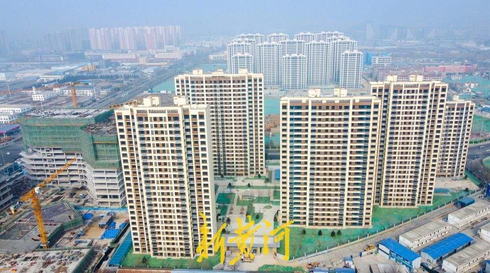 王炉北辛城中村安置房 数栋高层住宅楼矗立小清河畔