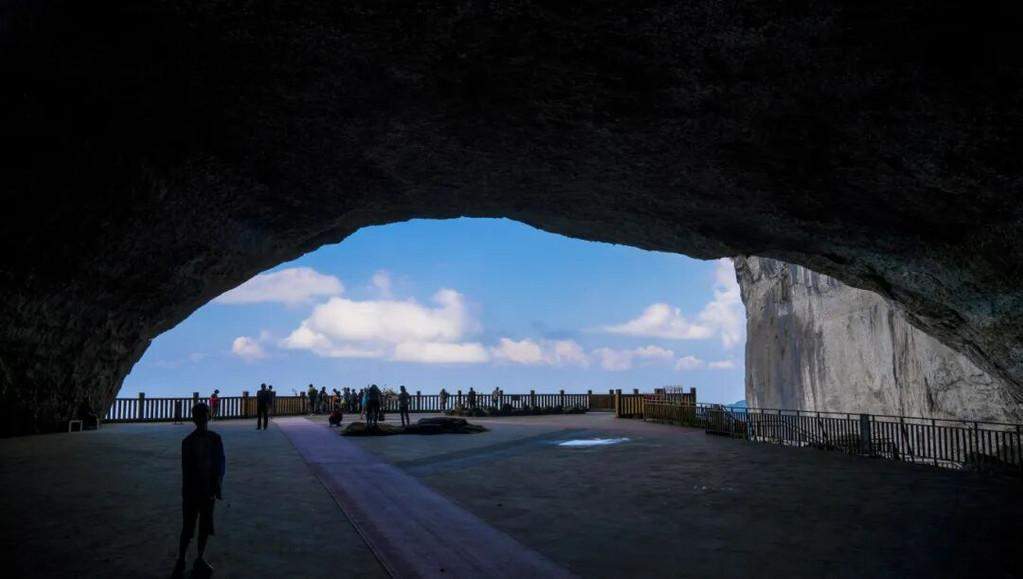破局 “门票经济” 南川金佛山布局文旅新“棋局”