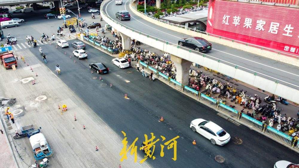 全长875米生产路改造 提升道路通行能力