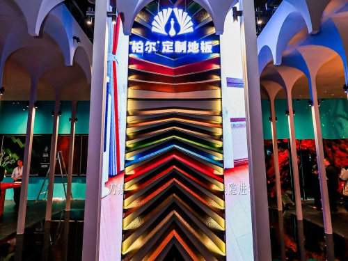 科创筑基 潮流破界：柏尔通铺系统引领高端家居新表达