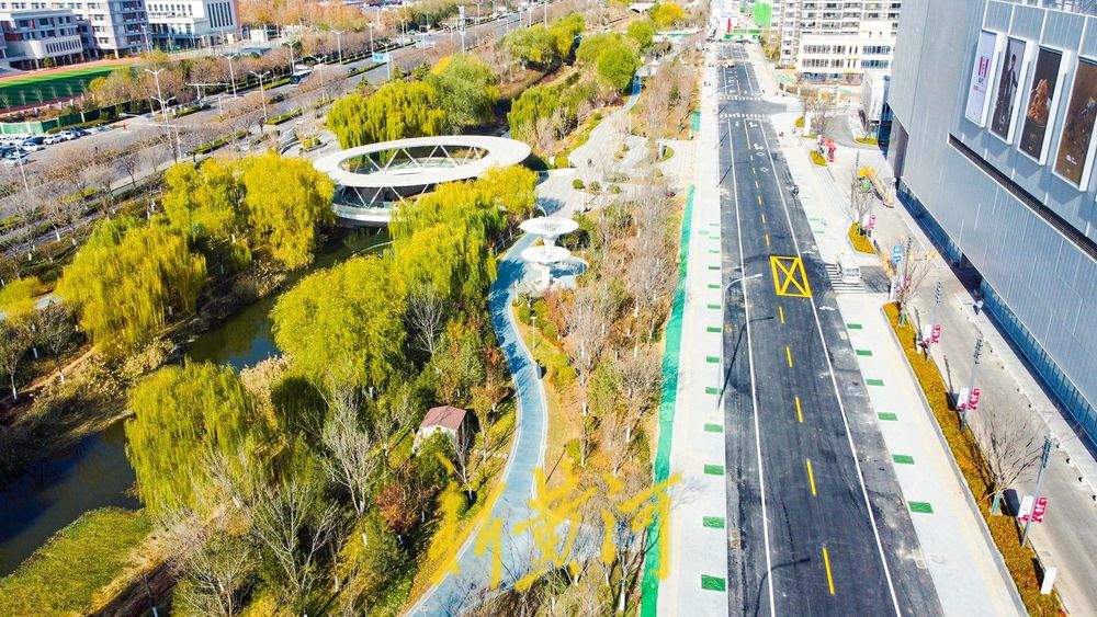 济南西客站片区三条道路贯通 路网升级助力商业综合体发展