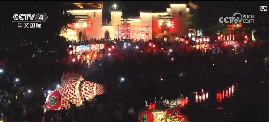 各地多彩活动庆中秋：同赏中秋月 同圆家国情