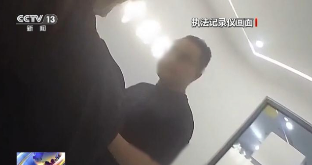 医院候诊被“病友”搭讪推荐“名医”？揭秘医诈流水线