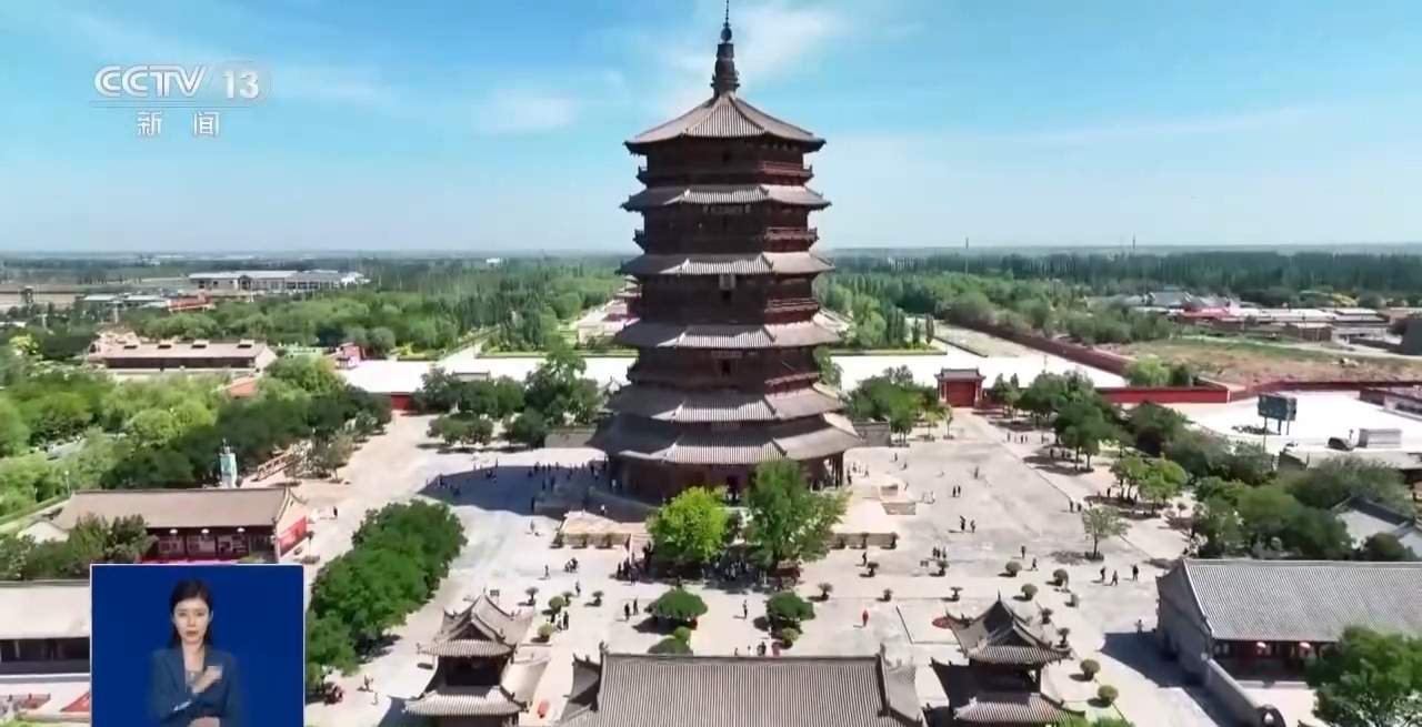 男子悬空寺横梁做引体向上 文物损害如何认定？