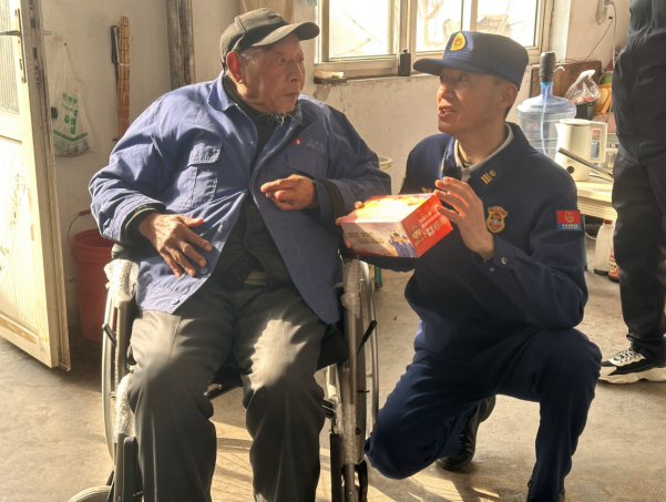 融媒·先锋｜快板声声敲开“千家门”，乡音俚语筑起“防火墙”——“吴大嘴”说消防