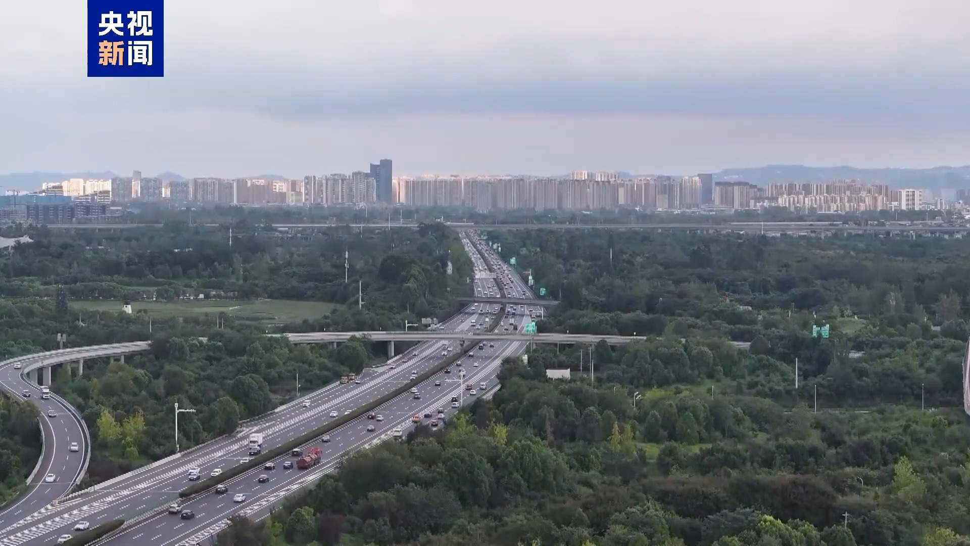 十月还能吃上鲜西瓜？一张物流网让百姓月月吃新瓜