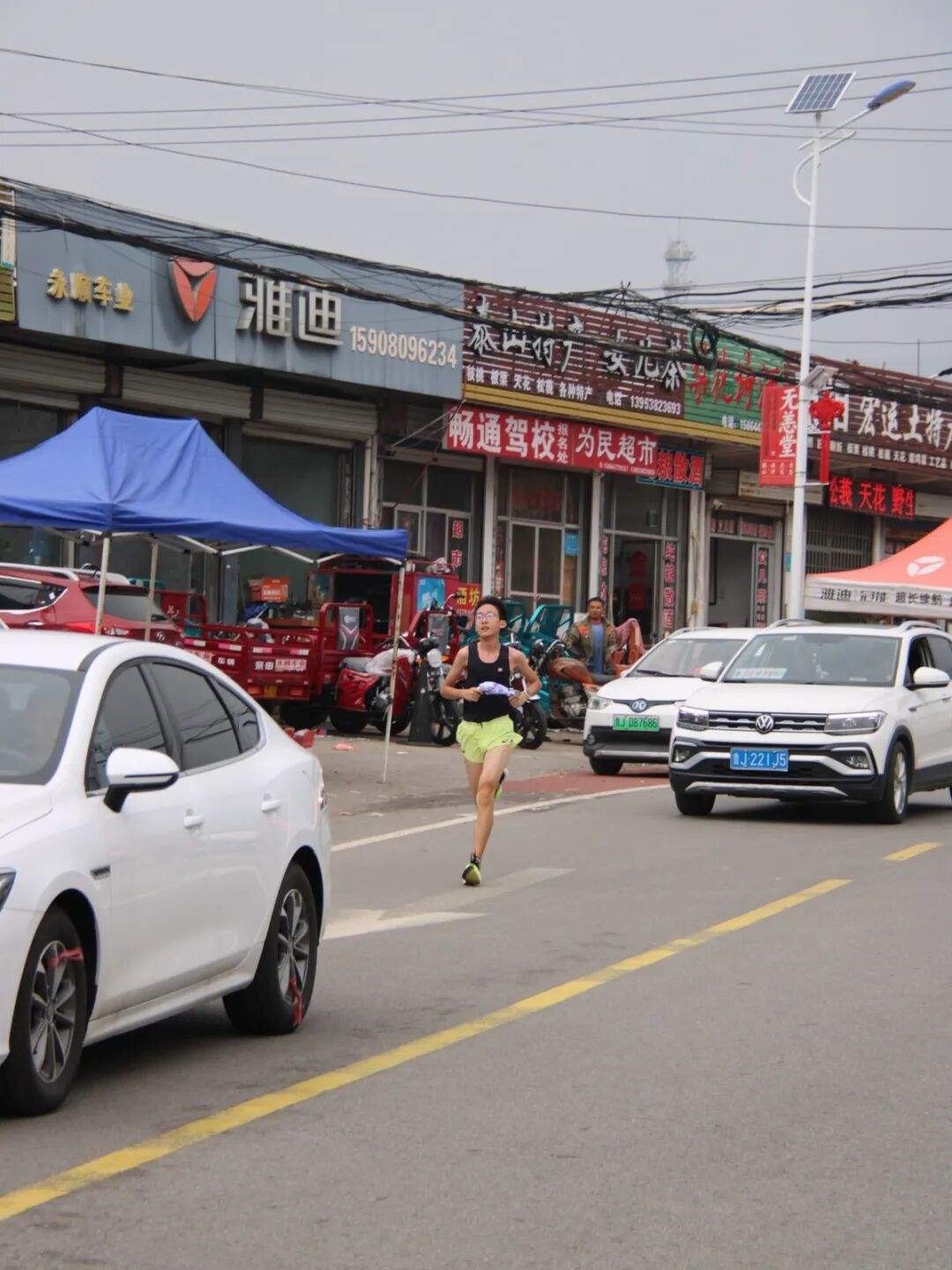 山大附中版强风吹拂!13名少年接力跑完成148.73公里“泰山驿传”