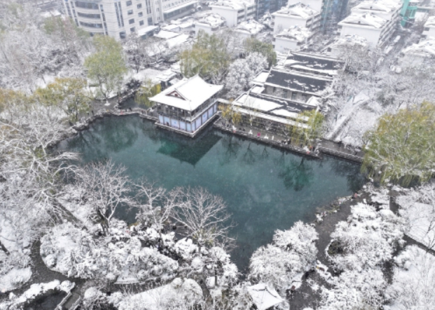 济南继续发布道路结冰预警和寒潮预警 最低气温-11℃