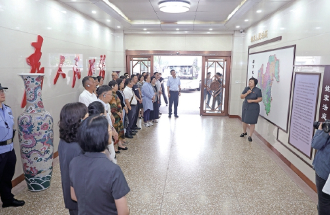 推动法庭工作提档升级 部分全国人大代表调研济南法院人民法庭工作