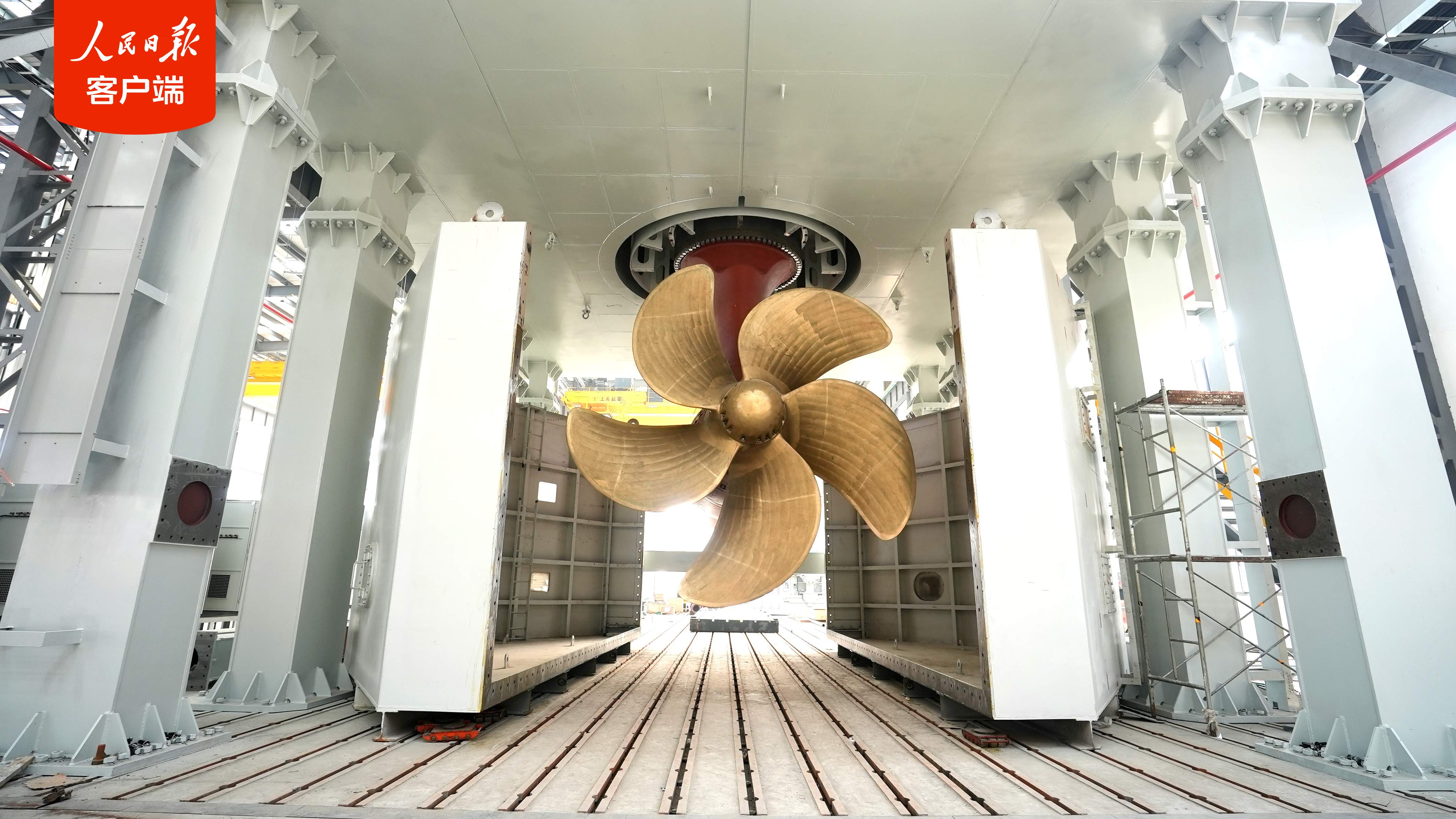 国产“船舶心脏”发布 100%自研吊舱推进器打破国际垄断